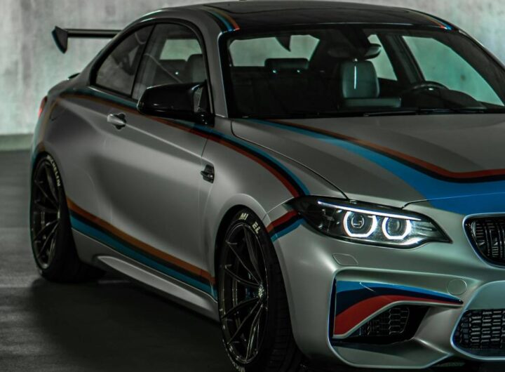 The Pros and Cons of Selling Your Car Privately vs. Through a Dealer