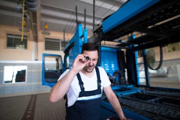 Common weaknesses in factory installed car security